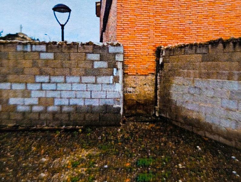 Foto 82fd43d4-39ff-4bab-a97d-a0b32c09e6a4. Terreno residenziale in calle soria 13 in El Cristo Palencia