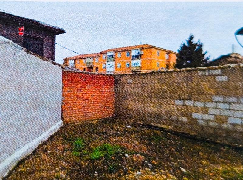 Foto d4478d19-14b1-4e2c-b3ec-36ec3981cdaa. Terreno residenziale in calle soria 13 in El Cristo Palencia