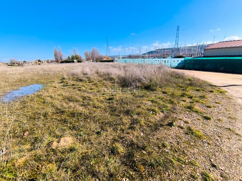 Foto 1aac7ead-3d89-4af4-8762-6834b9a45872. Fondo rustico in urbanización tarragoso 2 1 in Grijota