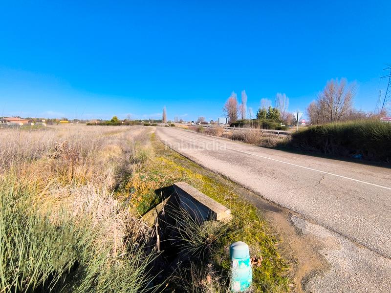 Foto 58850ff0-327c-42f7-b075-c4c9d26ca1a1. Fondo rustico in urbanización tarragoso 2 1 in Grijota