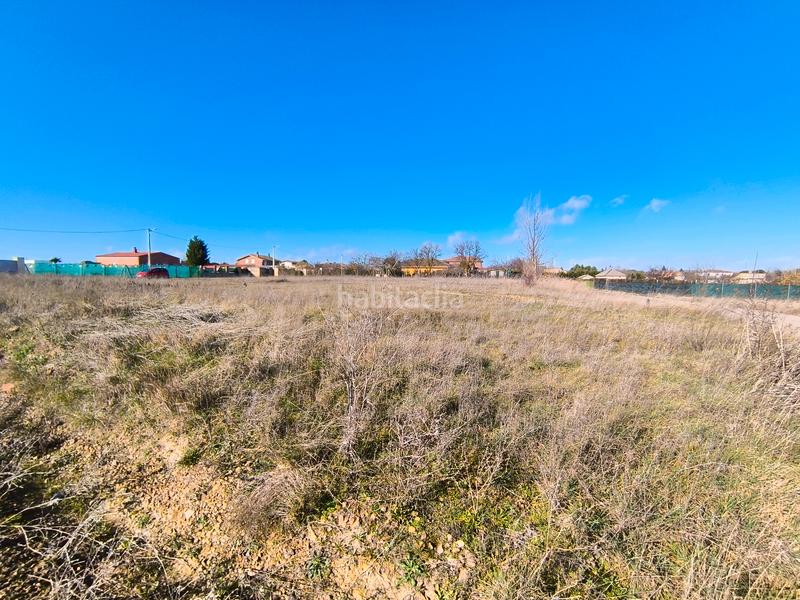 Foto eb20ac62-afa7-42b2-8347-74513f1ee438. Fondo rustico in urbanización tarragoso 2 1 in Grijota