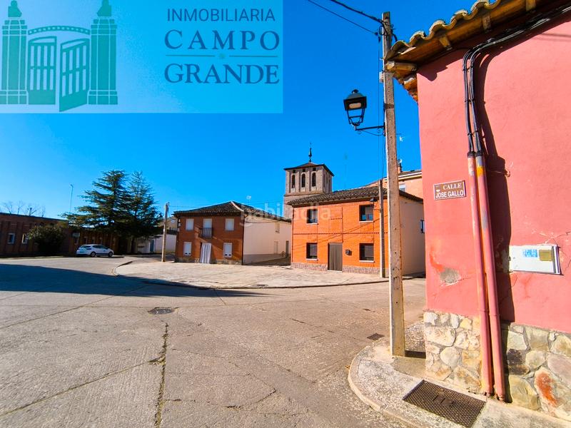 Foto b5959015-8a22-41a2-90d6-c3bb7c4dd46a. Casa con parcheggio in Villarramiel