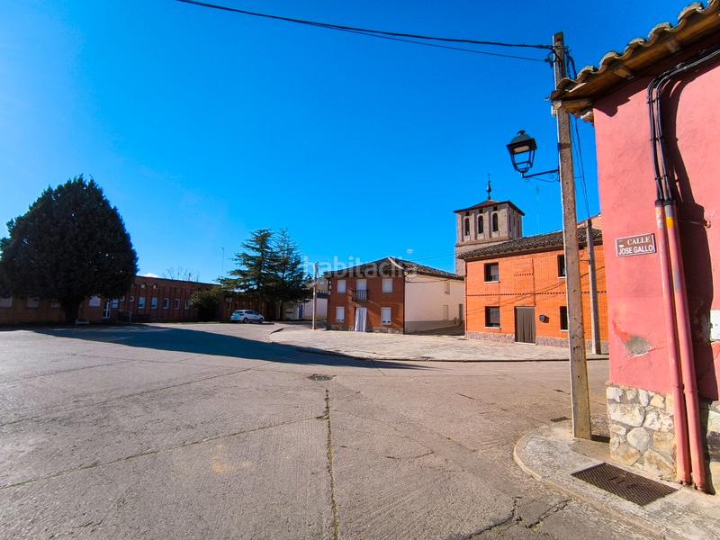 Foto c6c485b1-2aed-43f1-bf1d-30bd13586709. Casa con parcheggio in Villarramiel