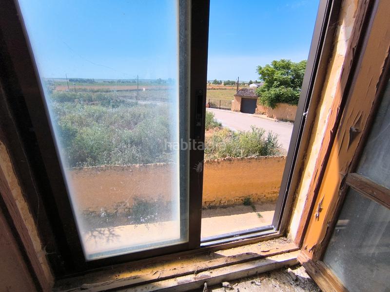 Foto b9ac21c4-b274-47ae-a27f-f14c5a032be0. Casa in calle de josé arguello 15 in Meneses de Campos