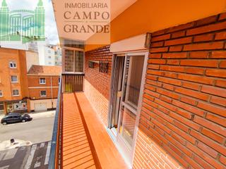 Piso en Calle Primera Universidad de España