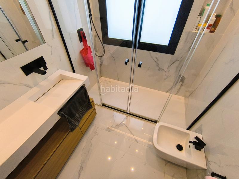 Foto adeb4638-31c8-49d7-b750-9acb81887aee. Àtic amb calefacció aparcament a Centro Palencia