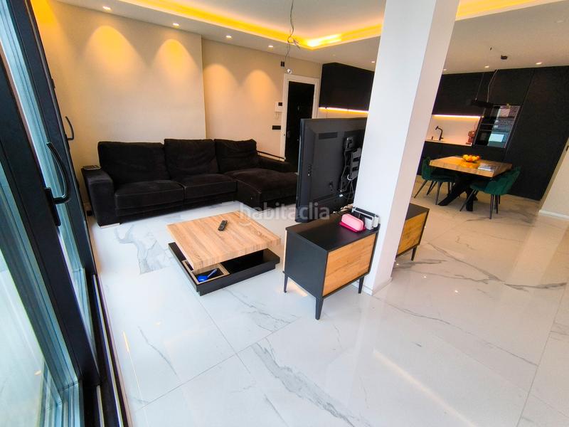 Foto b8e7f180-cbfb-4855-bffd-b0d1e33309a4. Àtic amb calefacció aparcament a Centro Palencia