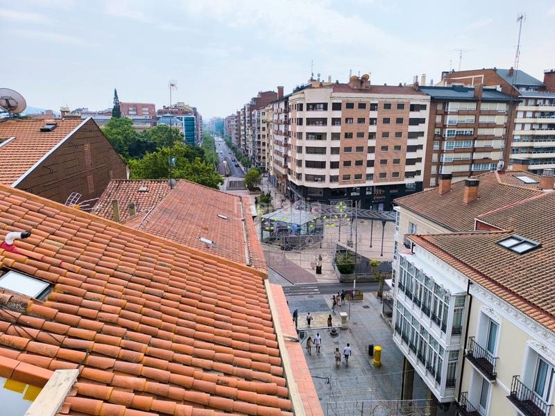 Foto 17aace48-9aa9-4a8c-bbfc-88aed7c44e74. Attico con riscaldamento parcheggio in Centro Palencia