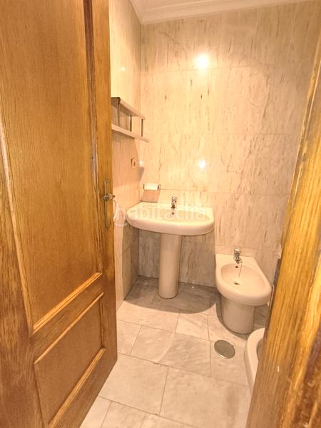 Foto 072b1c34-07f9-46a8-809a-f9314458a57d. Ground floor with heating parking in Centro Palencia
