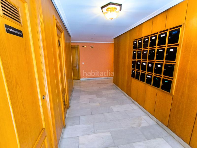 Foto 09c65244-3328-42f4-b459-92210aca2f7f. Planta baixa amb calefacció aparcament a Centro Palencia
