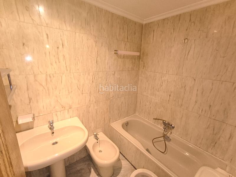 Foto ccf914ea-22cf-4ad0-8173-368923954617. Planta baixa amb calefacció aparcament a Centro Palencia