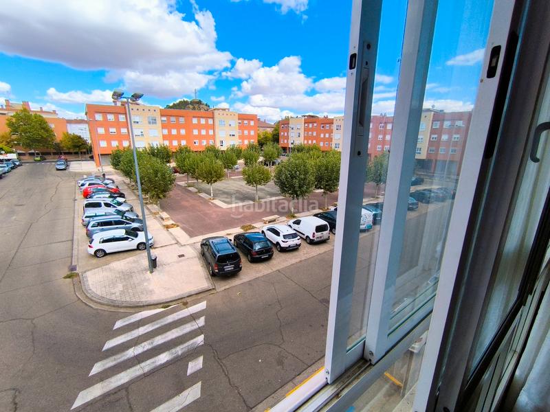 Foto 4121d4ac-31bc-4514-aa3c-2b453d00db6e. Flat with heating parking in El Cristo Palencia