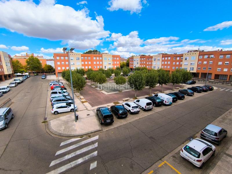Foto be105389-069d-4c36-9f8d-e9d3185dd7d9. Flat with heating parking in El Cristo Palencia