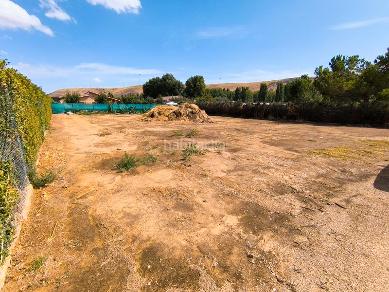 Foto 4ce9d4f0-cd77-4f3d-8ce4-afa9e8c73887. Finca rústica en urbanización ceazo 1 29 en Grijota