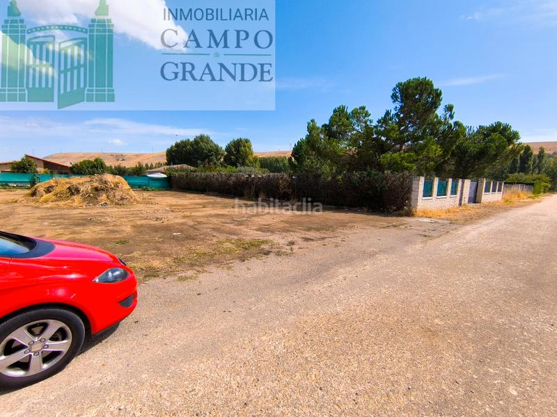 Foto f4fd02aa-1095-43de-a732-dd312d299e2e. Finca rústica en urbanización ceazo 1 29 en Grijota