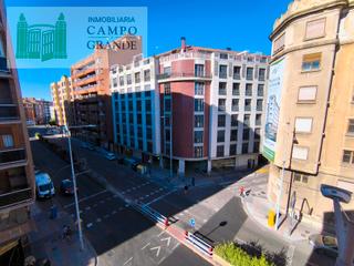 Appartement à Avenida modesto lafuente 29