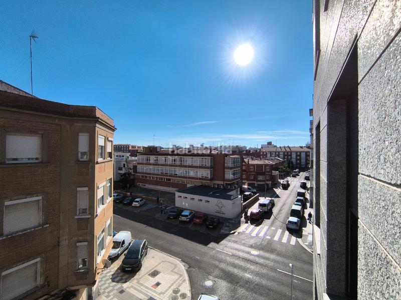 Foto a1a1755b-9a42-4c7d-b8c1-f7bb435bbde4. Apartamento en avenida simón nieto 18 en San Antonio Palencia