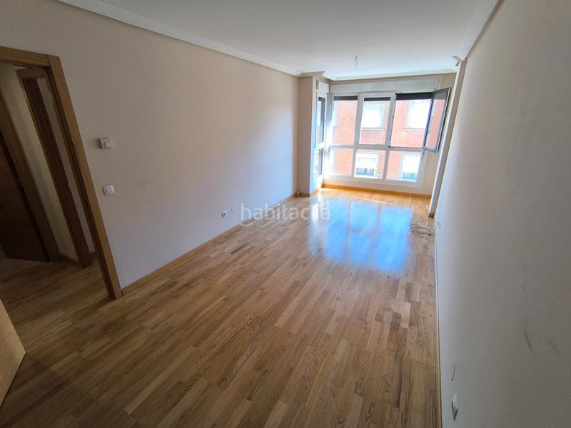 Foto f7d3cb8a-05fc-48fb-aa9d-f9aef073a3be. Apartamento en avenida simón nieto 18 en San Antonio Palencia