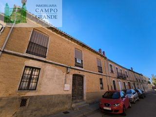 House in Calle obispo apolinar 5