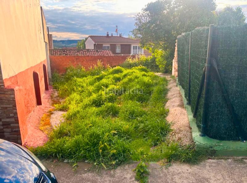 Foto 74737a37-75e0-462a-87a5-c21f3656ec28. Casa en calle perú 10 en El Cristo Palencia