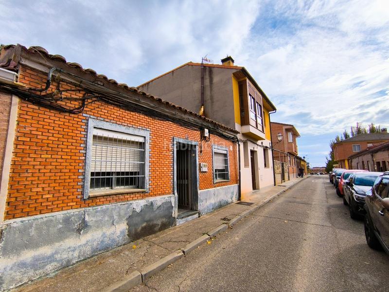 Foto 665c5806-aa91-49e3-b454-3e9c3ff42590. Maison dans calle perú 10 dans El Cristo Palencia