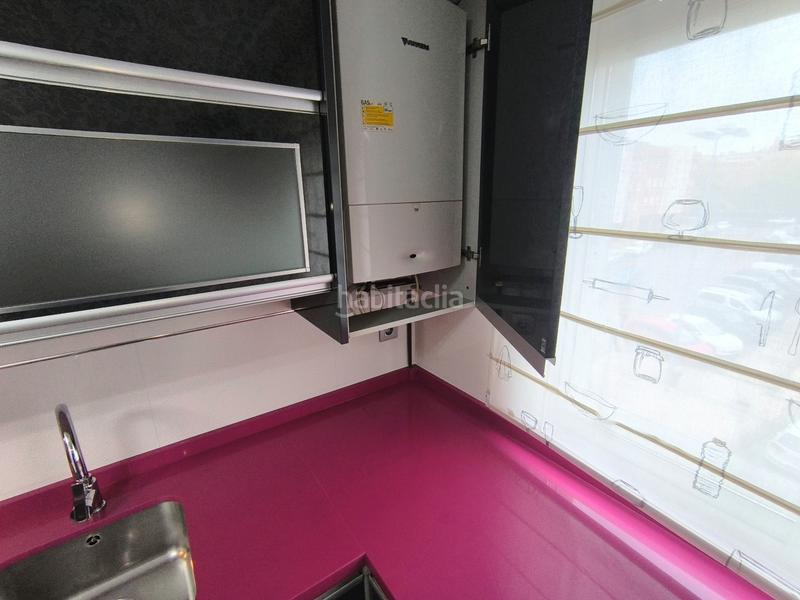 Foto 26286a80-07ae-4103-874b-7ebecb50b98f. Flat with heating parking in El Cristo Palencia