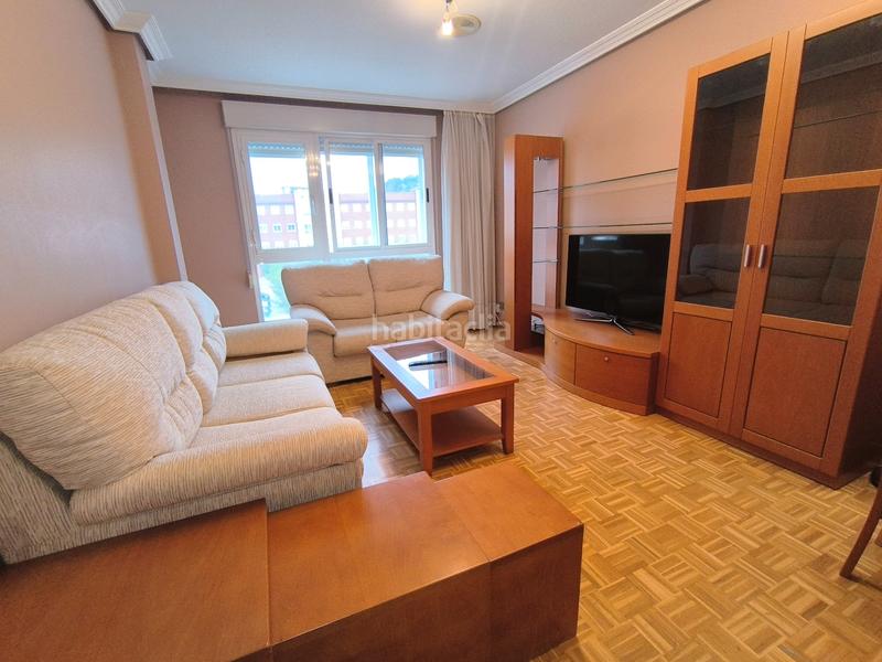 Foto 4f0f7a99-42a4-43d1-840e-8ec3bd43b9d5. Flat with heating parking in El Cristo Palencia