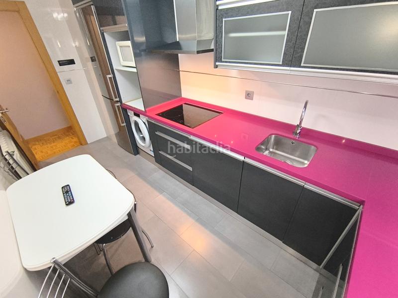 Foto e342954a-e3c8-4456-8b21-babe14d52aec. Flat with heating parking in El Cristo Palencia