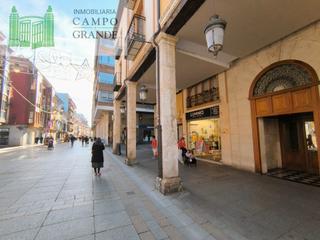 Studio  Calle mayor principal