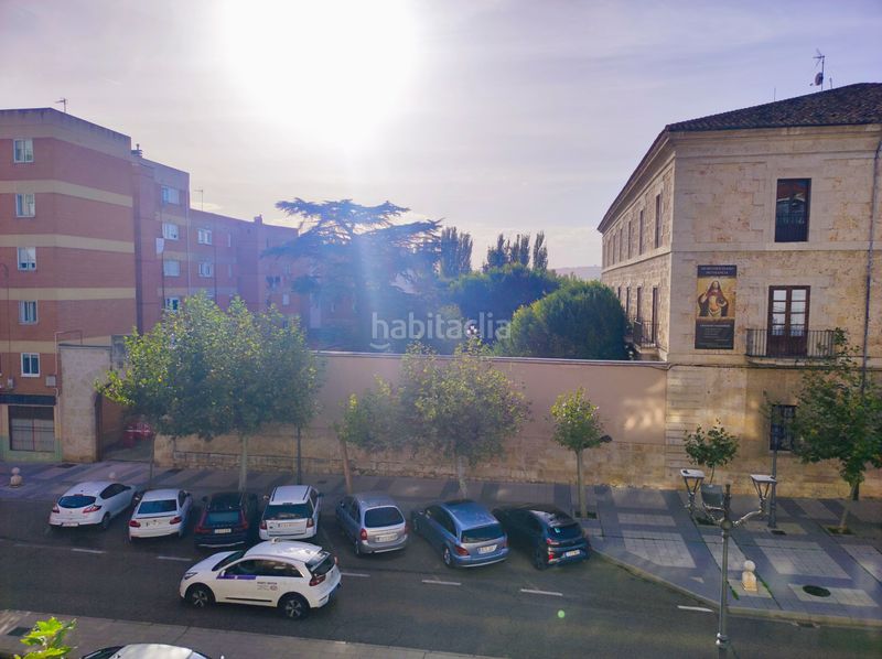 Foto c155b246-90f6-4a52-8b82-95efbb7fa9b9. Pis amb calefacció a San Pablo y Santa Marina Palencia