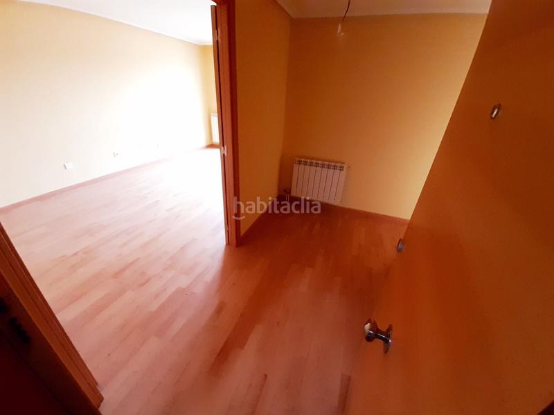 Foto 8b927e13-725f-4e77-a7df-d4cb6b7639f7. Appartement avec chauffage parking dans Avenida de Madrid Palencia