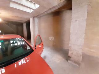 Parking voiture à San Pablo y Santa Marina