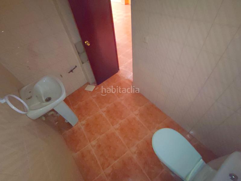 Foto 444504d4-34aa-432e-a017-99b889baf7be. Lloguer local comercial a calle valentín calderón 24 a Palencia