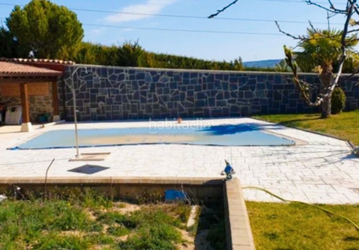 Foto 1bee00a6-14d8-4128-b9d9-636d3f66265f. Xalet amb calefacció aparcament piscina a Villalobón