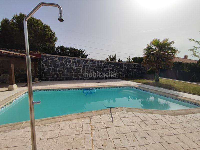 Foto b52483ea-5b27-489b-8fee-5dd5afcbeb90. Xalet amb calefacció aparcament piscina a Villalobón