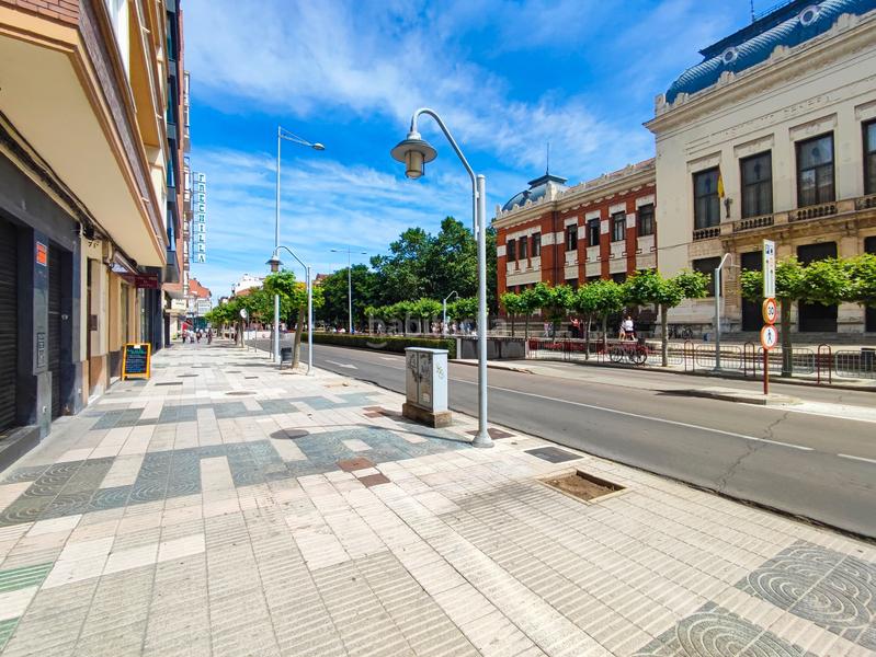 Foto 3a584065-fef4-48f1-a366-179450f6c2b2. Posto auto in Campo de la Juventud Palencia