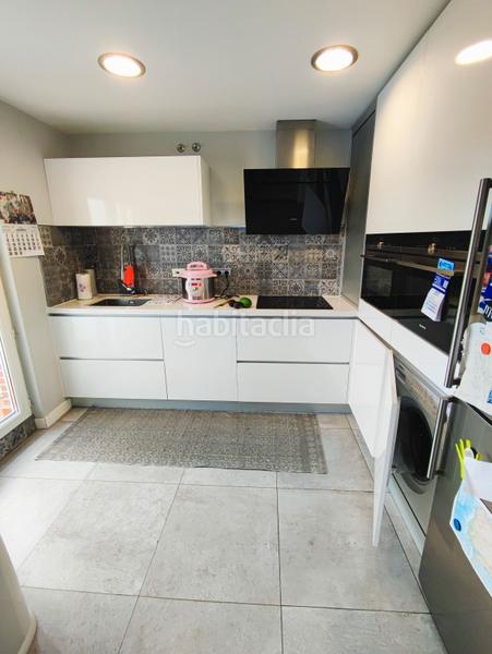 Foto d9a88e04-4653-4cc5-b1de-a1a3f1de4148. Penthouse with heating parking in Campo de la Juventud Palencia