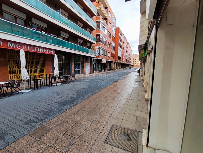 Foto 2e3532a3-71cd-4640-9d57-ad7e8484760a. Rent business premise in Centro Palencia