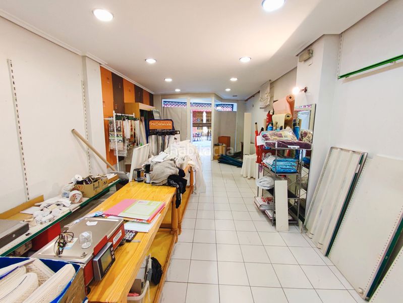 Foto 3d210ca0-f9bf-411b-837e-755c8fb7617b. Rent business premise in Centro Palencia