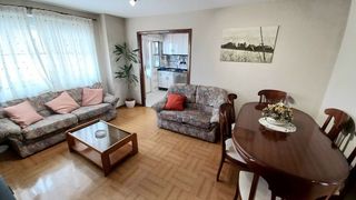 Lloguer Pis a Sagrada Familia. Piso en alquiler en sagrada familia, 4 dormitorios.