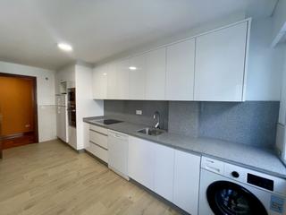 Rent Flat in Eirís. Piso en alquiler en elviña  monelos, 3 dormitorios.