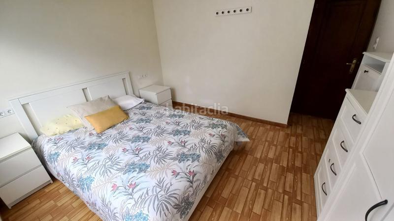 Foto 09b41458-ea25-4f81-a73e-cfaaf1e6b125. Piso  en venta , 4 dormitorios. en Malpica de Bergantiños
