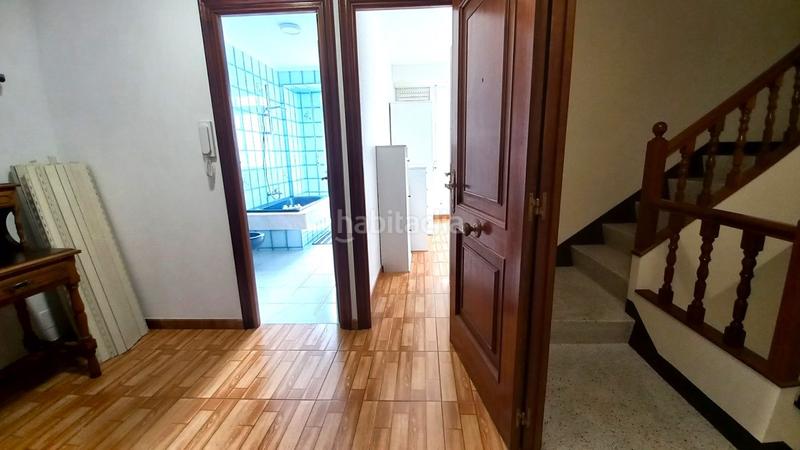 Foto 395f5916-8dfd-42a1-8100-0ccadf287690. Piso  en venta , 4 dormitorios. en Malpica de Bergantiños