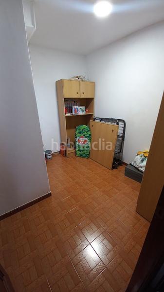 Foto f3daf1be-81b8-4976-afbd-76d7b9d9e8d4. Piso  en venta , 4 dormitorios. en Malpica de Bergantiños