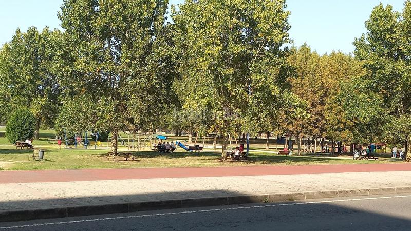 Foto fcd98ace-b9d2-4ae7-b2b9-3bf9c87b5db4. Lloguer local comercial a Acea de Ama - O Burgo Culleredo