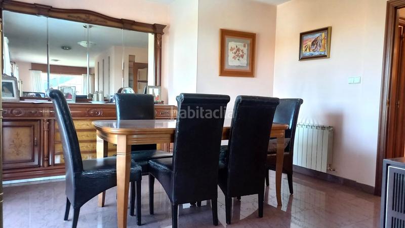 Foto 3064c9a8-874d-48bc-855d-84adaa56eef5. Chalet  en venta , 4 dormitorios. en Bergondo