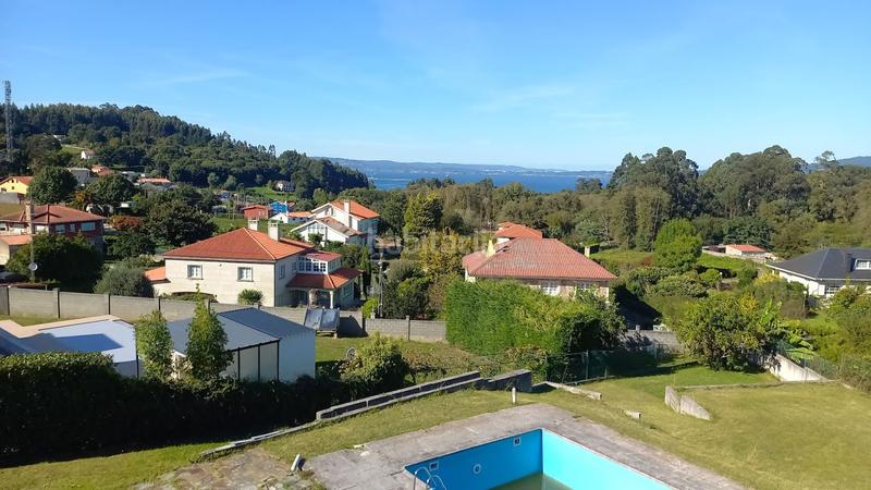 Foto 34fe74c8-3d1d-4ec9-a431-863d39246a4b. Chalet  en venta , 4 dormitorios. en Bergondo