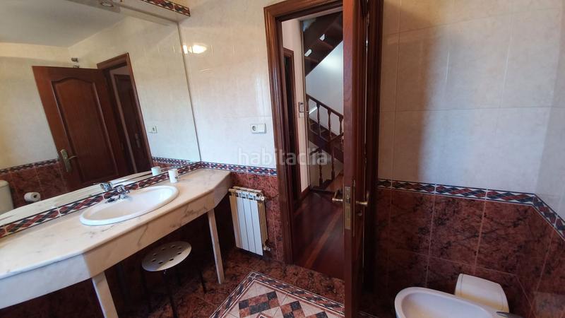 Foto 7a310b37-2d55-4481-9962-da7bdc9037ba. Chalet  en venta , 4 dormitorios. en Bergondo