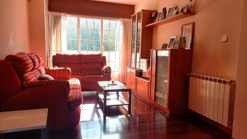 Foto 9b9189ee-7e01-467d-a9c8-4a729bb58b13. Chalet  en venta , 4 dormitorios. en Bergondo