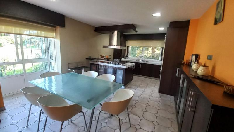 Foto a108bd31-bc66-432d-b854-06f91691c0a9. Chalet  en venta , 4 dormitorios. en Bergondo